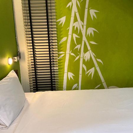 Udee Bangkok Hostel Экстерьер фото